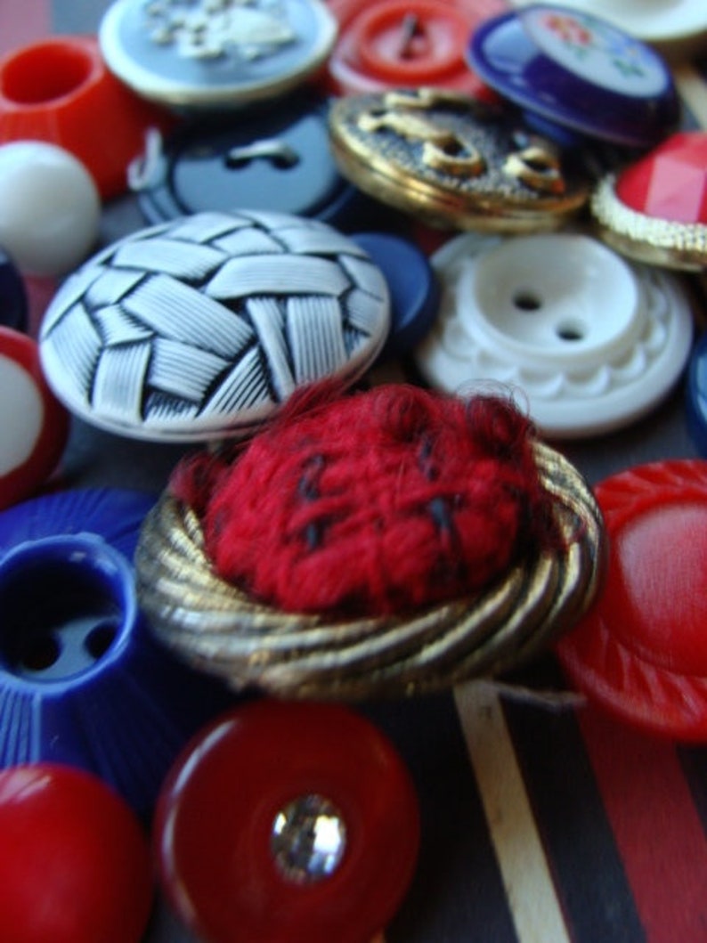 3 Dozen Antique Buttons Vintage Button Jewelry Americana Collection Lot 1776 zdjęcie 5