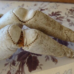 Antique Sawdust Leather Body German Doll Perfect for Farmhouse or White Decor bild 7