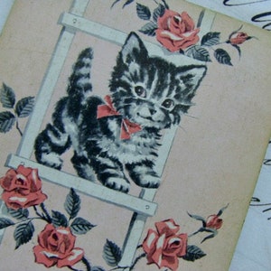 Sweet and Adorable Vintage 1940s Kitten and Roses Blush Playing Trade Card