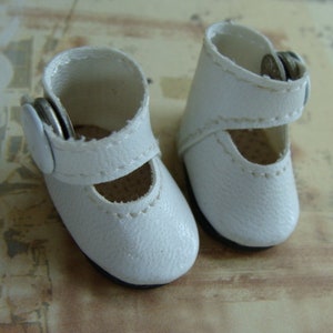 Vintage Adorable Unused White Doll Shoes Mary Janes N045