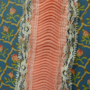 Scrumptious Victorian Cream and Peach Blush Vintage Wedding Lace image 7
