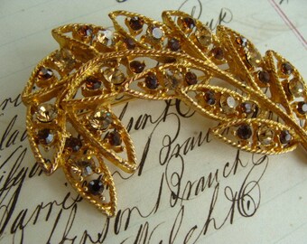 Vintage Amber Fall Leaf Large Amber Gem Stones and Rhinestone Autumn Brooch