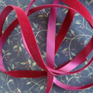 3 Yards Vintage Scrumptious Velvet Trim Yardage