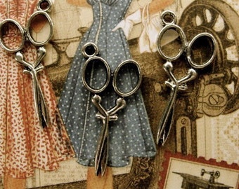 3 Victorian Scissors Charm Lot