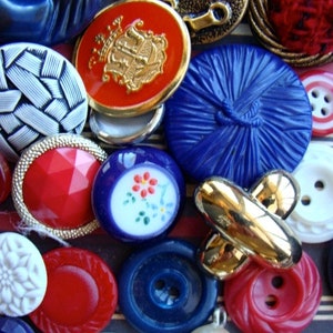 3 Dozen Antique Buttons Vintage Button Jewelry Americana Collection Lot 1776 zdjęcie 1