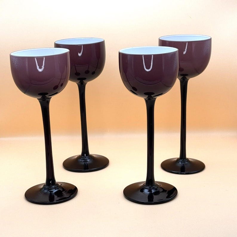 4 Vintage Carlo Moretti Wine Glasses Amethyst Purple w White Cased Long Stem MCM 4oz