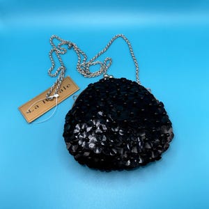 Bolso de noche vintage La Regale con cuentas negras y correa de cadena