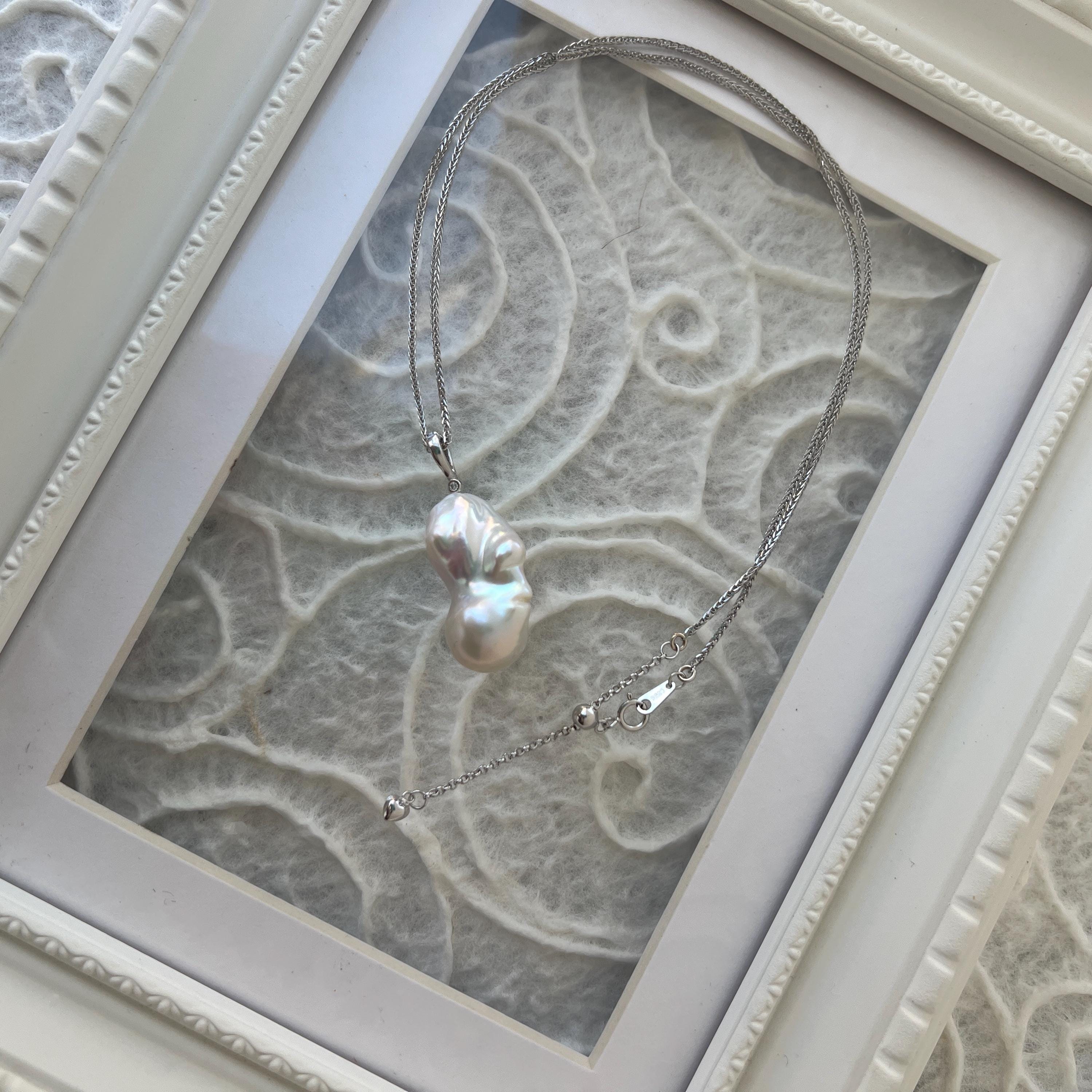 Baroque Pearl Pendant Necklace, High Luster Top Quality, White Fireball Baroque Pearl, Valentines Gift for Her, Anniversary Gift for her