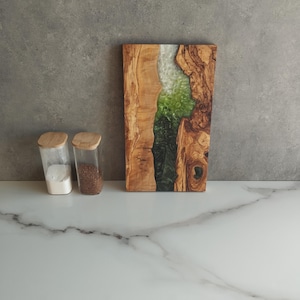 Personalized Charcuterie Board, Resin and Olive Wood Serving Board, Epoxy and Wooden Serving Board, Custom Charcuterie Board, Cutting Board