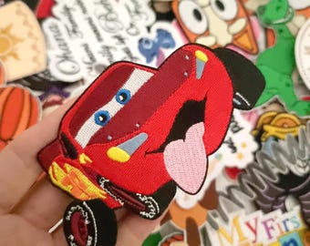 Parche bordado de coche de carreras con iluminación de coches Mator Lighting Mc Queen para planchar o coser - Ropa - Chaquetas vaqueras - Gorras - Bolsos