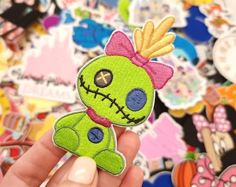 Parche bordado de ángel de Scrump Stitch, bordado con cita de Ohana, planchado o bordado. Ropa, chaquetas vaqueras, sombreros y bolsos.