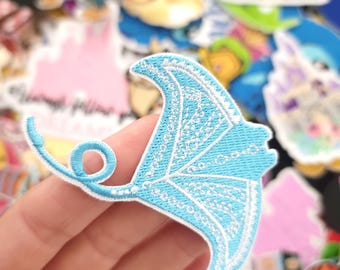 Moana Grandma Manta Embroidered Patch – Moana Maui Hei Hei Pua Heart Te Fiti Hook String ray – Iron-On or Sew – Add to Jackets, Hats, Bags