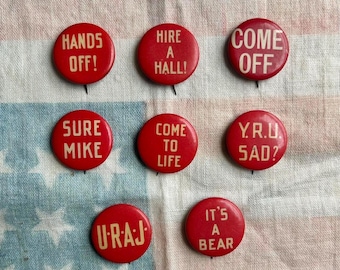 Botones humorísticos de la década de 1910