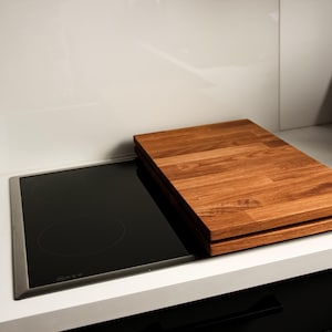 Custom-made two-piece stove top cover made of 18 mm thick oak for ceramic hobs – up to 90 x 58 cm | Oak hob cover | Oiled