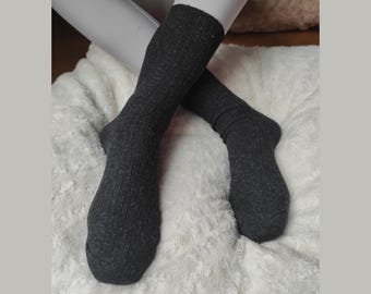 Dark Gray Lambswool Socks: Unisex Extra Thick Knit Thermal Socks
