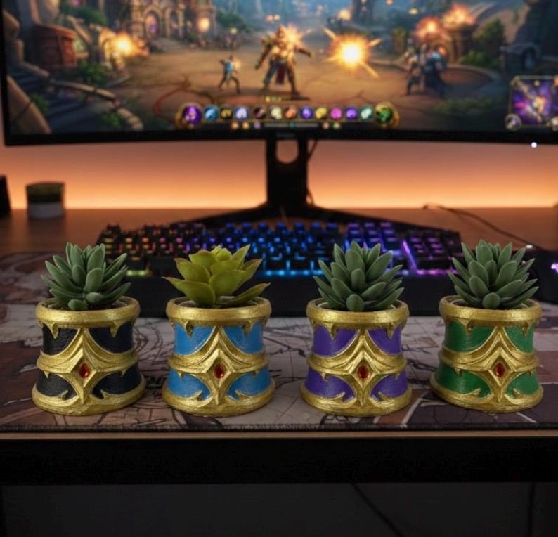 World of Warcraft inspired succulant planter (plant included) image 1
