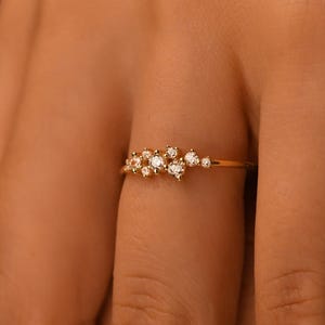 18k Diamond Cluster Ring, 14k Solid Gold Wedding Band, Natural Diamond Stackable Ring, Diamond Promise Ring, Daint Minimalist Diamond Ring