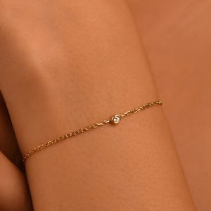 18k Solid Gold Bezel Setting Solitaire Diamant Armband, Solitaire Armband für Frauen, 14k Echtgold Armband, Naturdiamant Armband