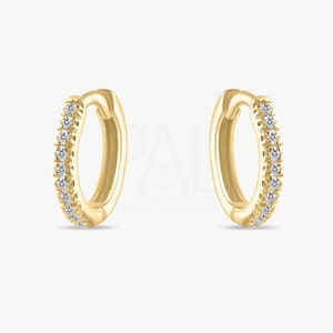 18k Diamond Mini Huggie Earrings, 14k Gold Hoop Earrings, Diamond Tiny Hoop Earrings, Diamond Hoop Tragus, Diamond Cartilage Hoop Earrings