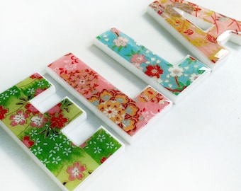 Lettres décoratives pour chambre d'enfant - turquoise/vert/rose