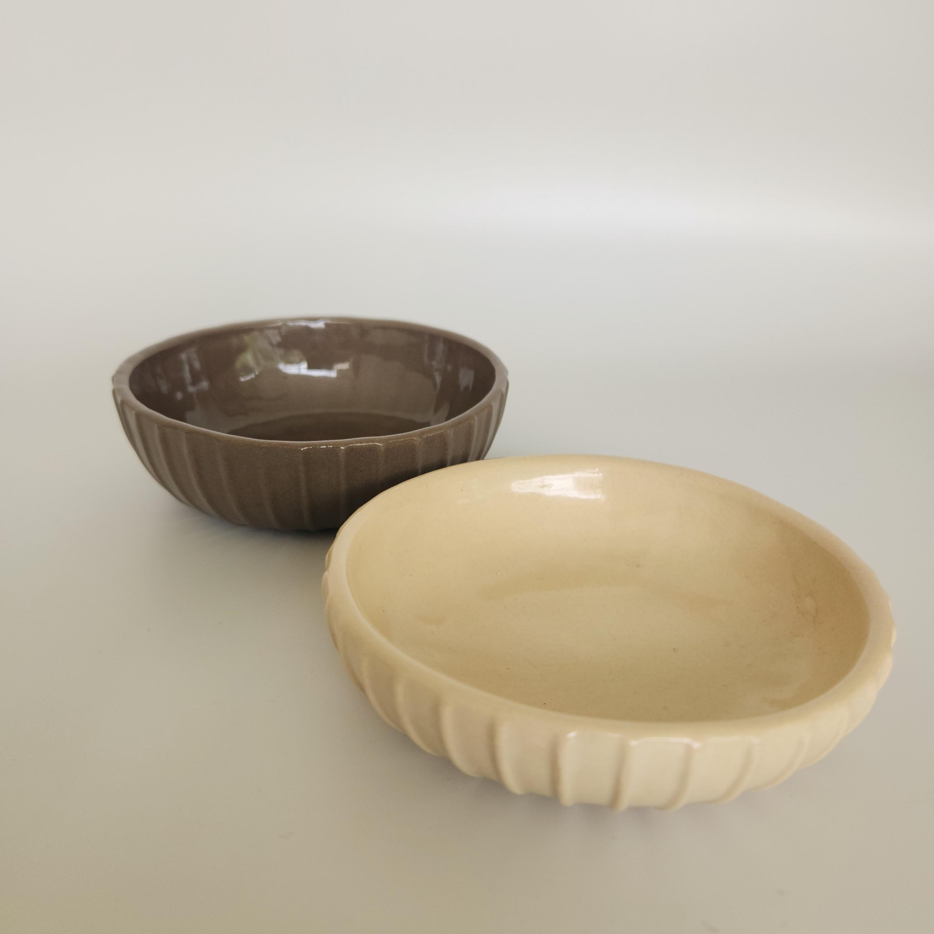Clam Bowl Couple
