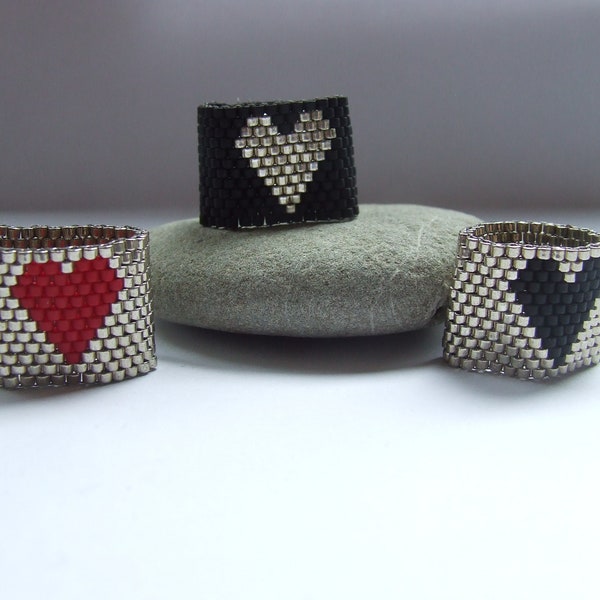 Peyote Beaded Ring, Unisex beaded Rings, Peyote Heart Ring. Beaded Ring. Heart Ring. Beaded Heart band Ring.