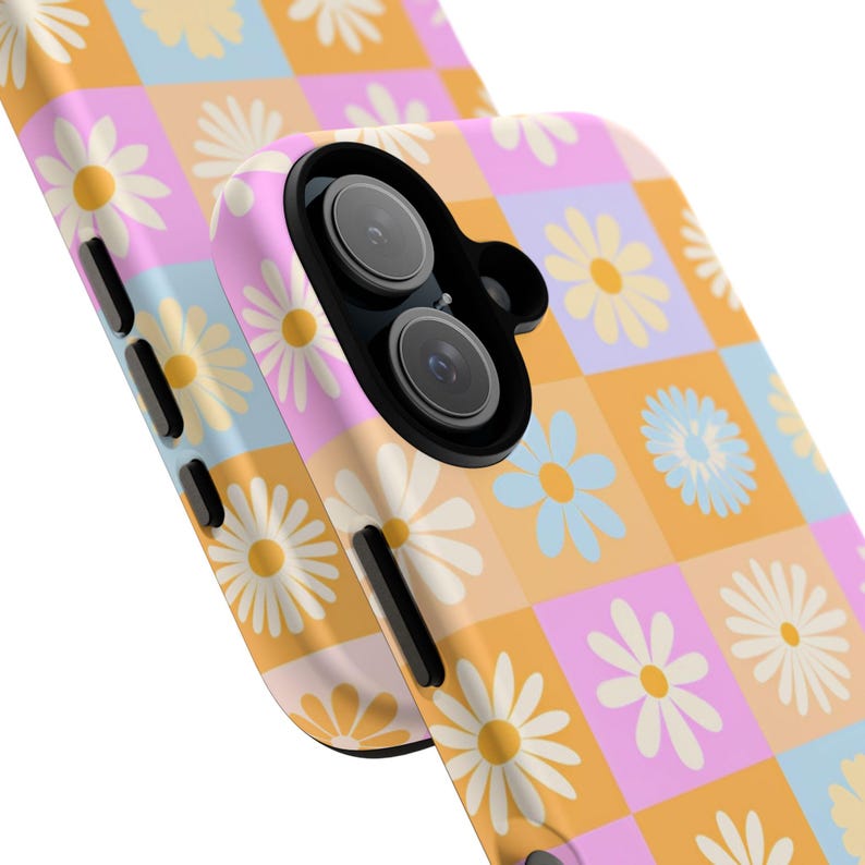 Funda para teléfono Retro Daisy a cuadros | Funda resistente con estampado floral de tablero de ajedrez en tonos pastel, funda danesa para iPhone y Samsung, regalo para ella. imagen 6