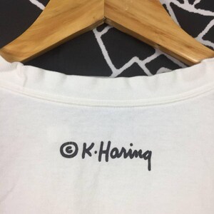 Vtg Keith Haring Uniqlo Pop Art T-shirt met lange mouwen, maat L afbeelding 5