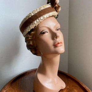 1950s 1960s Floral Hat / 50s 60s Brown Pillbox with Flowers