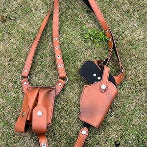 Leon Kennedy Knife & Leather Holster Set | 1:1 Scale Handmade Cosplay Prop | Custom Resident Evil 4 Accessory | Gift for Him, Video Game Fan image 8