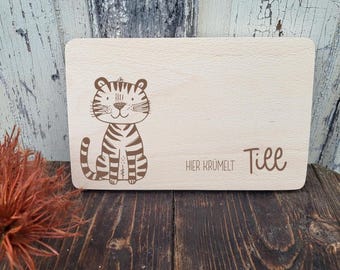 Personalized children's breakfast board with animal motif, snack board, board with name, light meal board, gift idea for boys and girls, wooden board