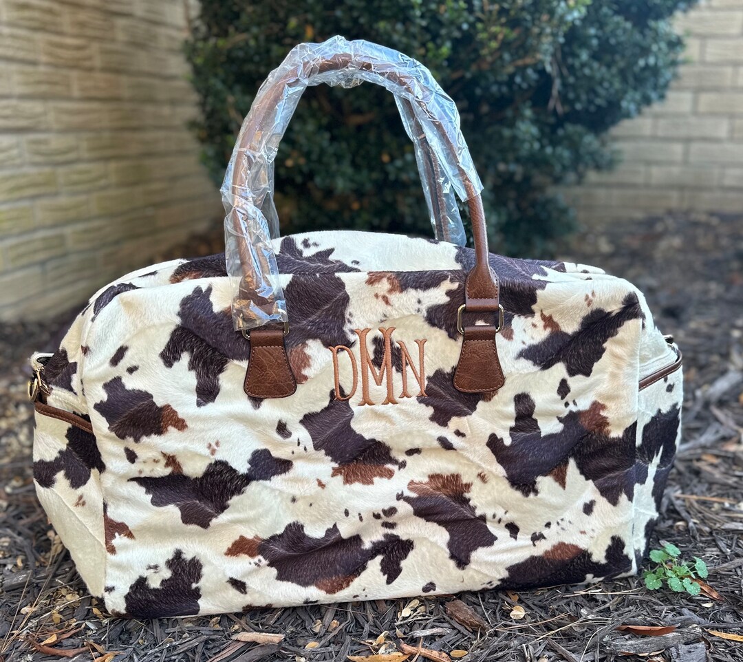 Farmstead Cow Quilted Duffle Bag GFTOMA7786