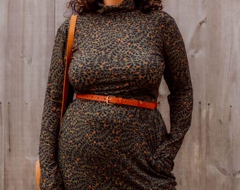 Sea Kelp bamboo pencil skirt with slit: Elastic Waist, midi Style