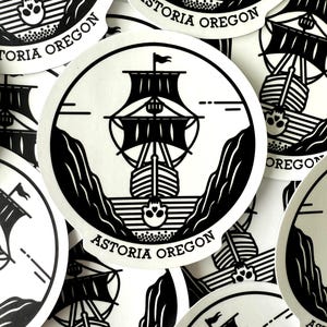 Sticker Astoria Oregon Goonies | Sticker eenogige Willie piratenschip, PNW-reissticker, Coastal Oregon Souvenir, zwart-wit vinylsticker