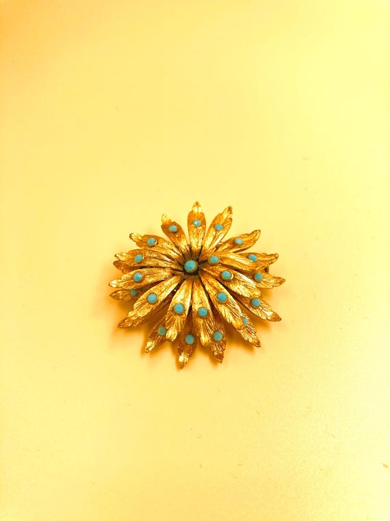 Broche Vintage Feuillages Forme Tourbillon Métal Couleur Or - Occasion, Style Fantaisie, Bijou Ancien à Collectionner