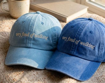 Gorra de algodón lavado con bordado de Orgullo y Prejuicio: Frase de "Me encanta caminar"