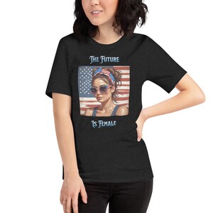 Die Zukunft ist weibliches Grafik-T-Shirt