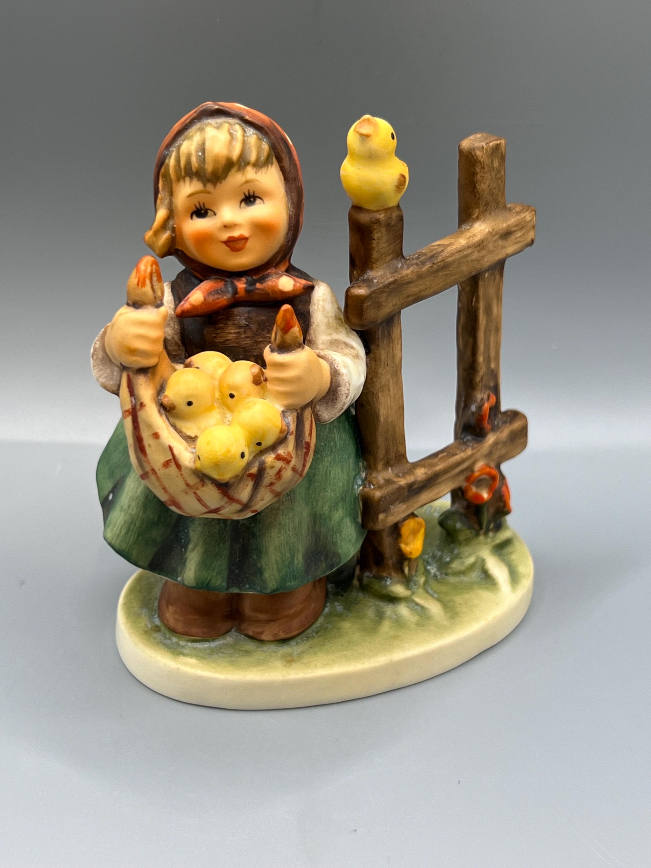 プレッツェルガール　＃2004　★フンメル　ドイツ・ゲーベル　箱付　ご成約済み ゲーベル・フンメル人形 （ドイツ） - Guignol [ギニョール] web