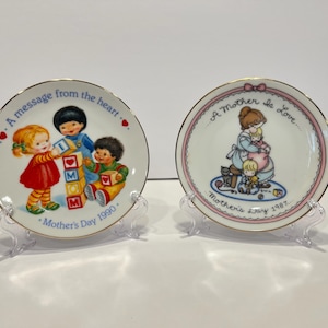 Vintage Avon Mother’s Day Collectible Plates – 5” Decorative Plate Set from Mother’s Day Collection