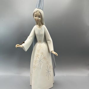 Vintage Lladro Figurine: Girl With Teddy Bear, Collectors Society