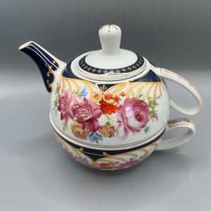 Vintage Royal Scotland Teapot Set: Floral Roses Tea for One, English Bone China