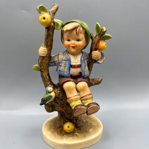 Vintage Hummel Apple Tree Boy Figurine: TMK-3 Goebel Porcelain