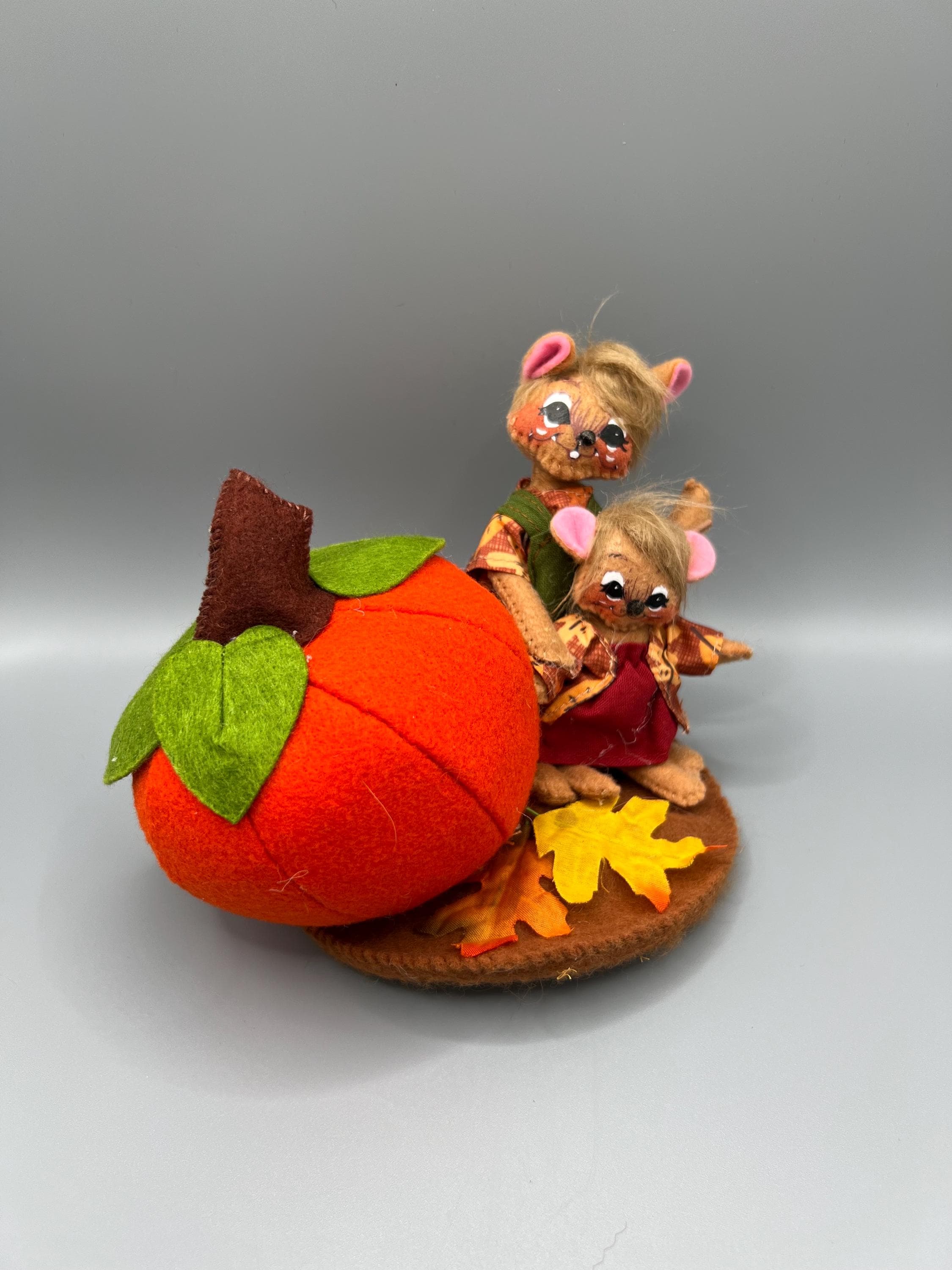 NostalgicNookz - Etsy