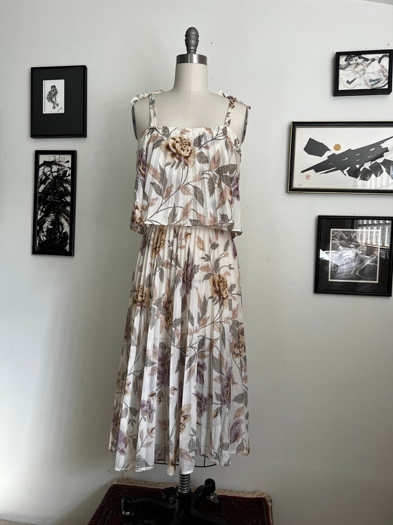 Vintage Ivory Floral Pleated Summer Dress M - image 1