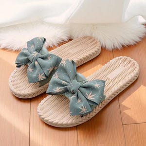Maple Leaf Bow Summer Slippers for Women – Non-Slip Cute Slide Sandals, Fashion Flat Home & Beach Slippers