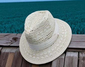Foldable Wide Brim Straw Sun Hat: Unisex Beach Travel Hat