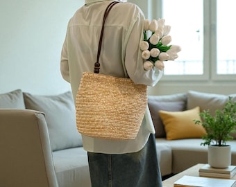 Handmade Straw Woven Beach Tote – Large Summer Shoulder Bag