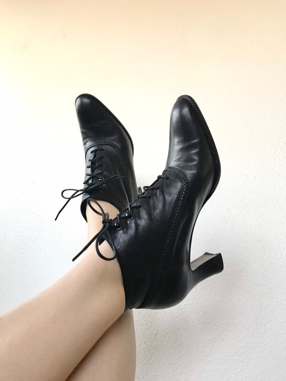 vintage leather boots / black leather booties / Ca