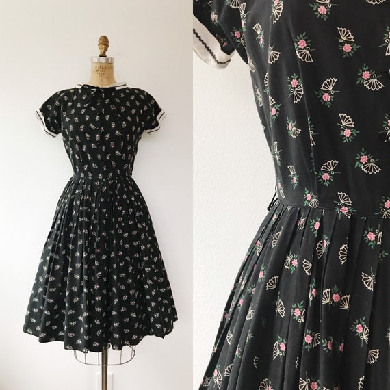 SALE 50s cotton dress / vintage 50s dress / Floral
