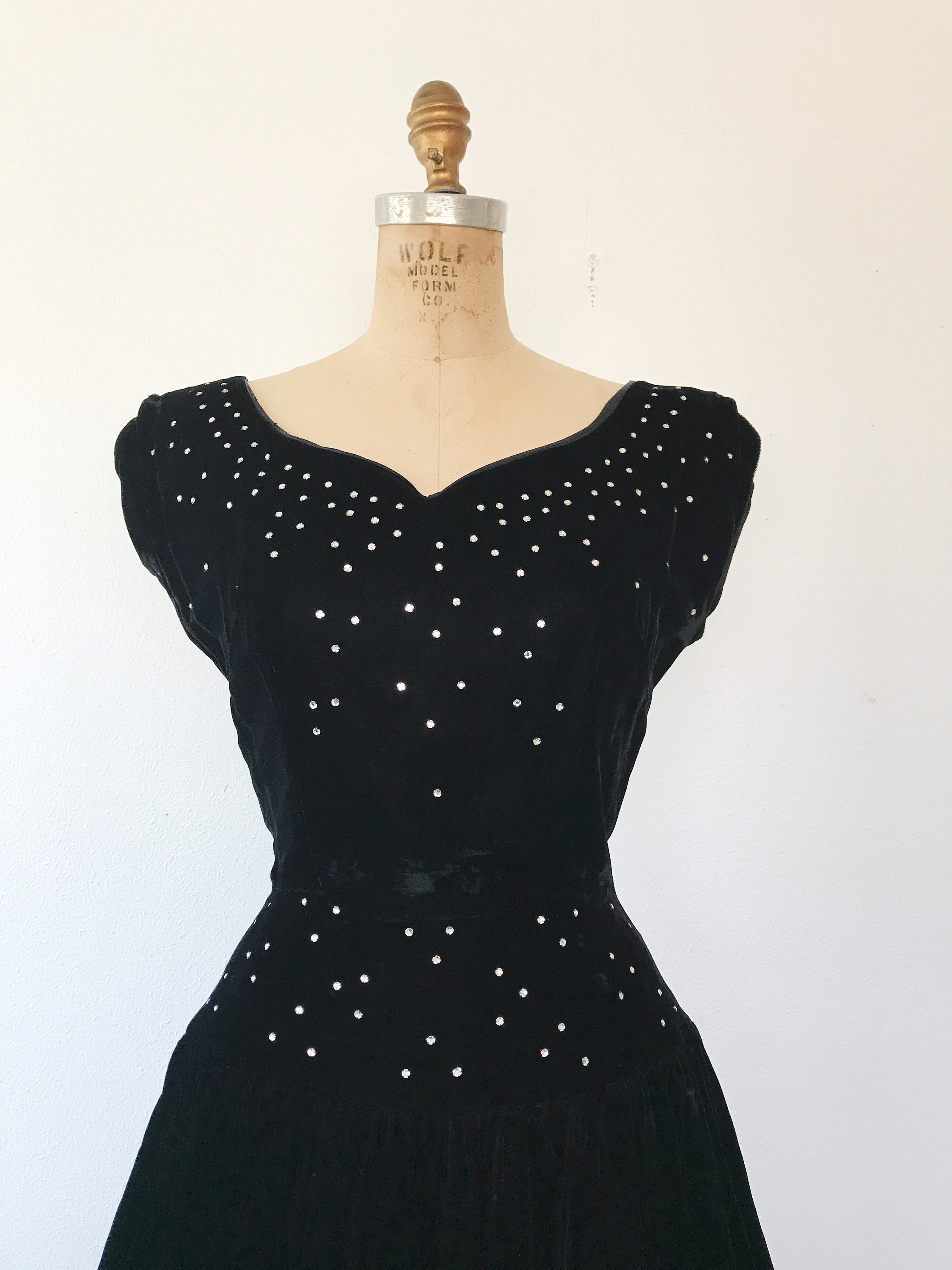vintage black velvet dress